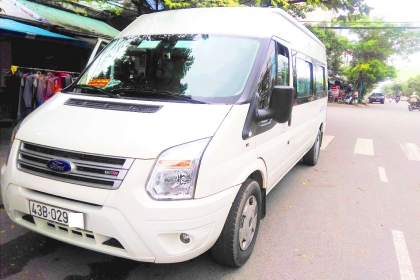 Luxury car, Ford transit 16 seater car rental Da Nang