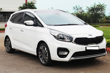 KIA Rondo: 7 seater car rental Da Nang