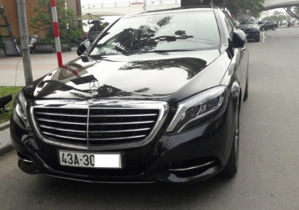 Mercedes 4 seats car rental Da Nang city, Vietnam