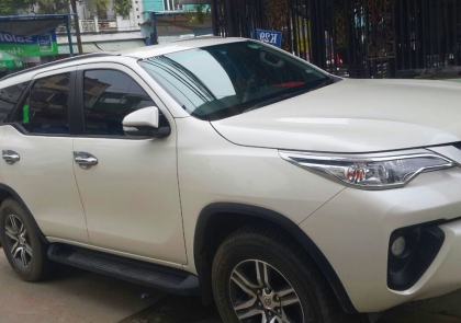 Thuê xe du lịch Toyota Fortuner 7 chỗ tại Đà Nẵng